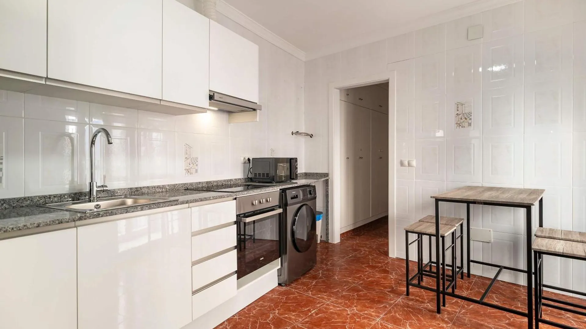 Rural Retreat In El Burgo, Spain Apartment
